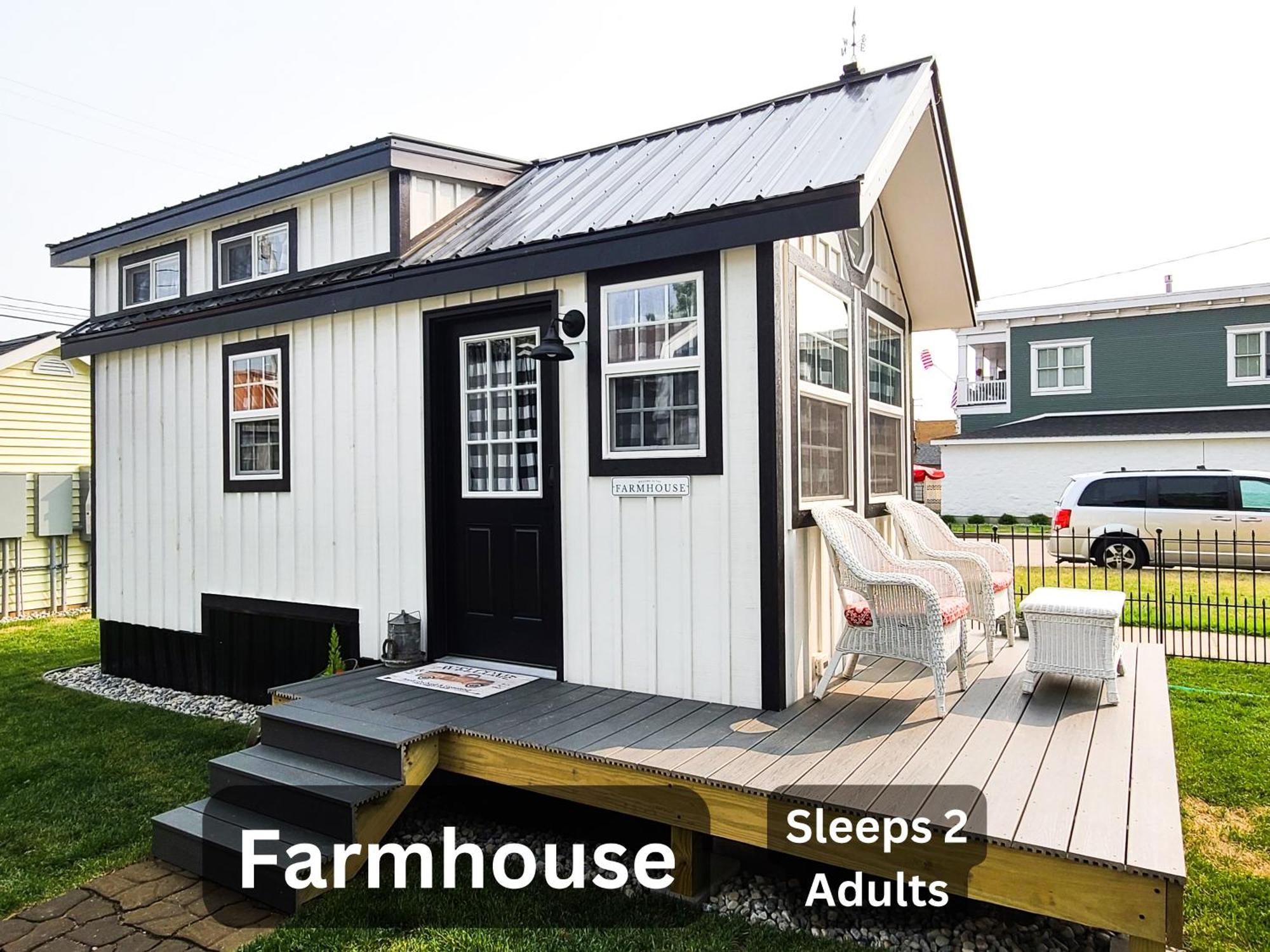 Tiny Digs Lakeshore - Tiny House Lodging مسكيغون المظهر الخارجي الصورة