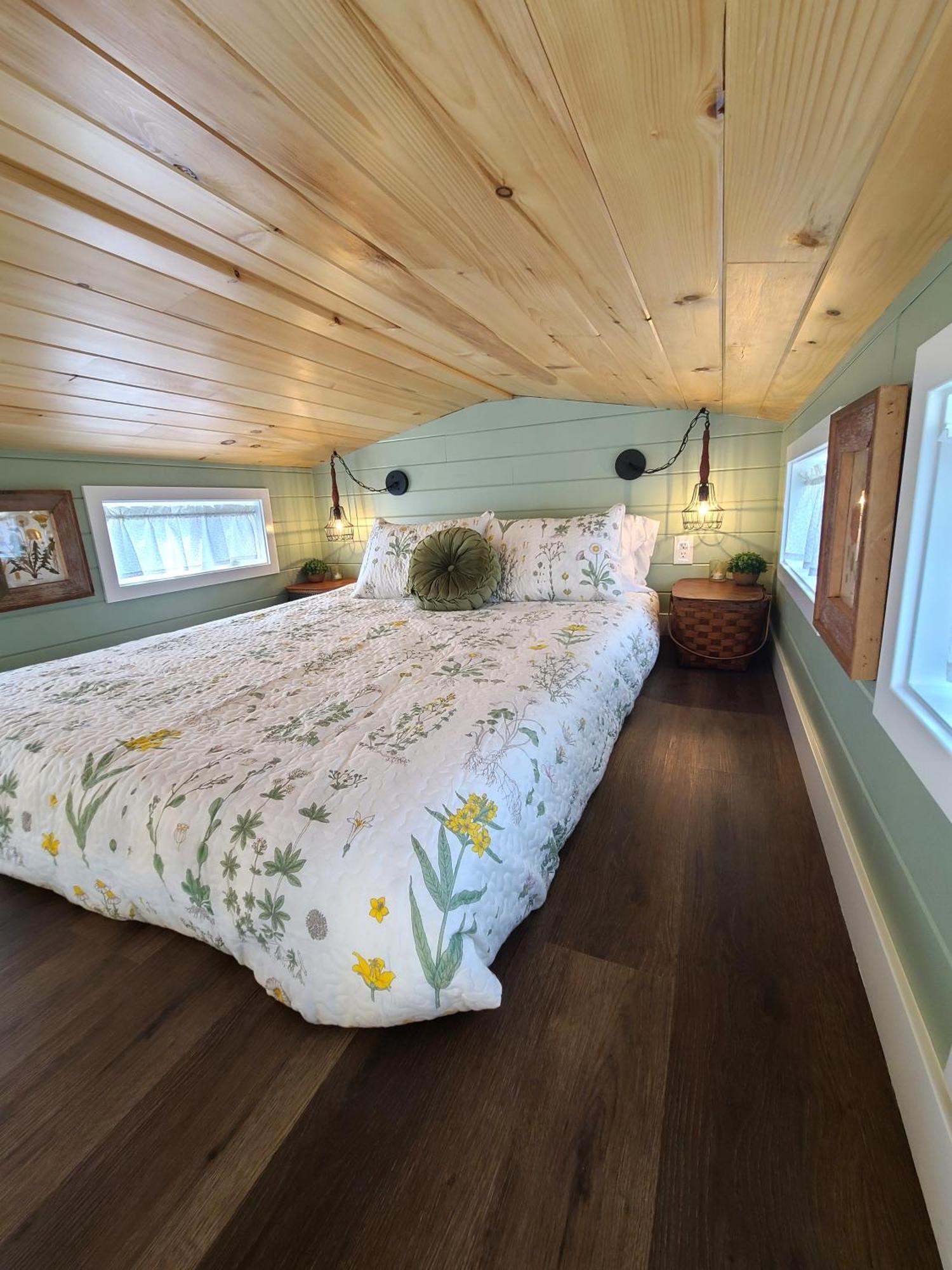 Tiny Digs Lakeshore - Tiny House Lodging مسكيغون المظهر الخارجي الصورة