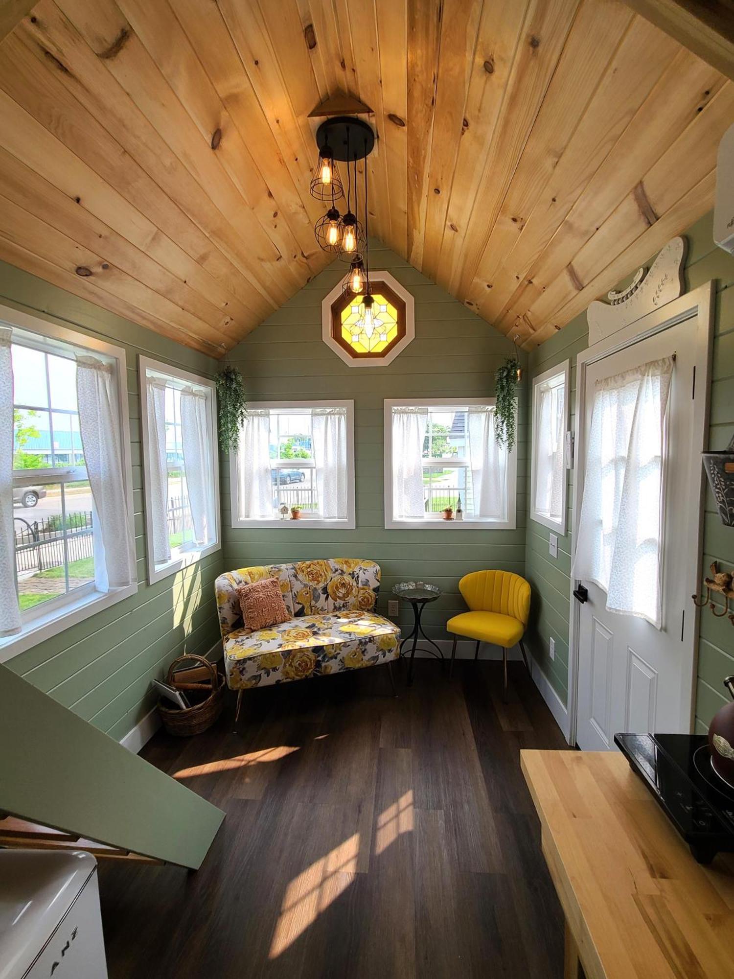 Tiny Digs Lakeshore - Tiny House Lodging مسكيغون المظهر الخارجي الصورة